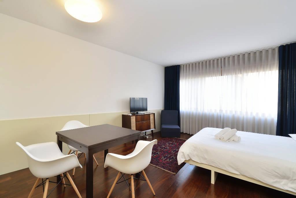 Youropo - Cosy Porto Rom bilde